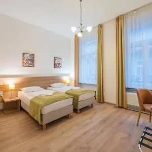 3* Szálloda Baross -